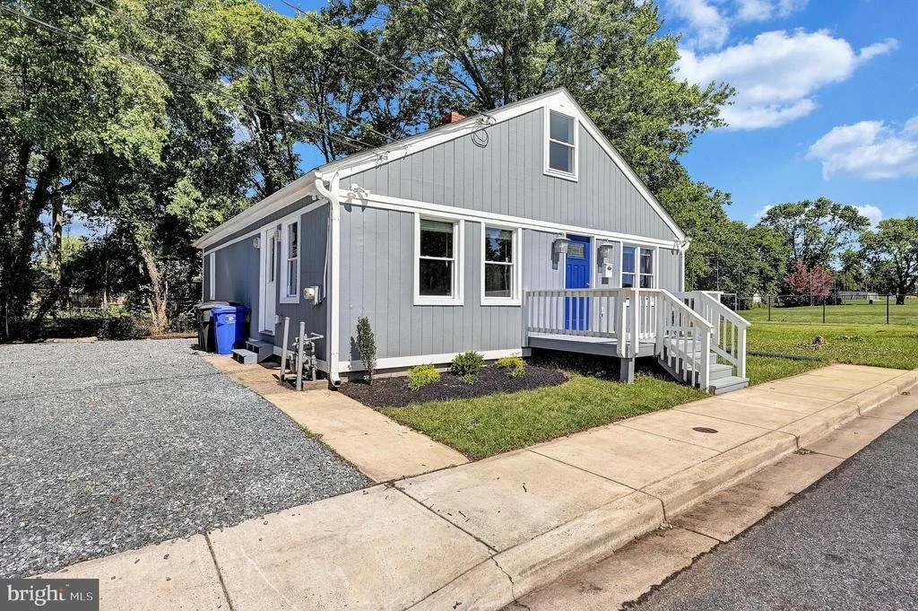 Photo of 501 CLAYS LANE