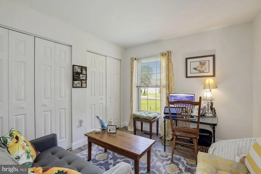 Photo of 800 BRIDGEPORT WAY