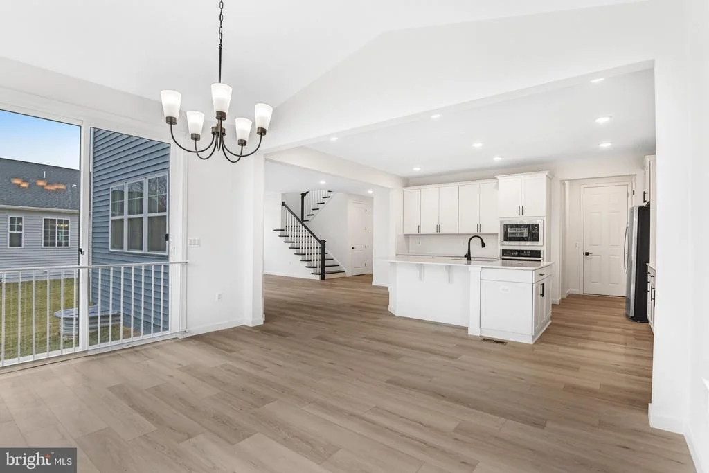 Photo of 2063 SPRINGVALE DRIVE