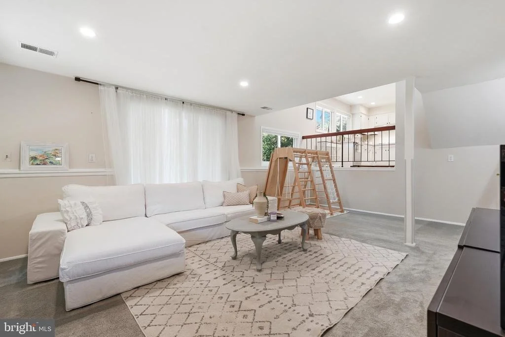 Photo of 6944 SPELMAN DRIVE