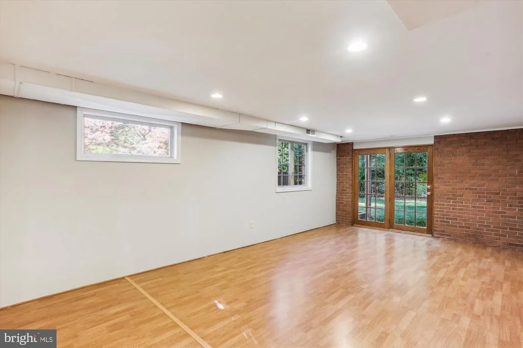 Photo of 816 OLIVE DRIVE