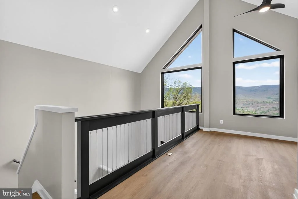 Photo of 4075 SUPINLICK RIDGE RD