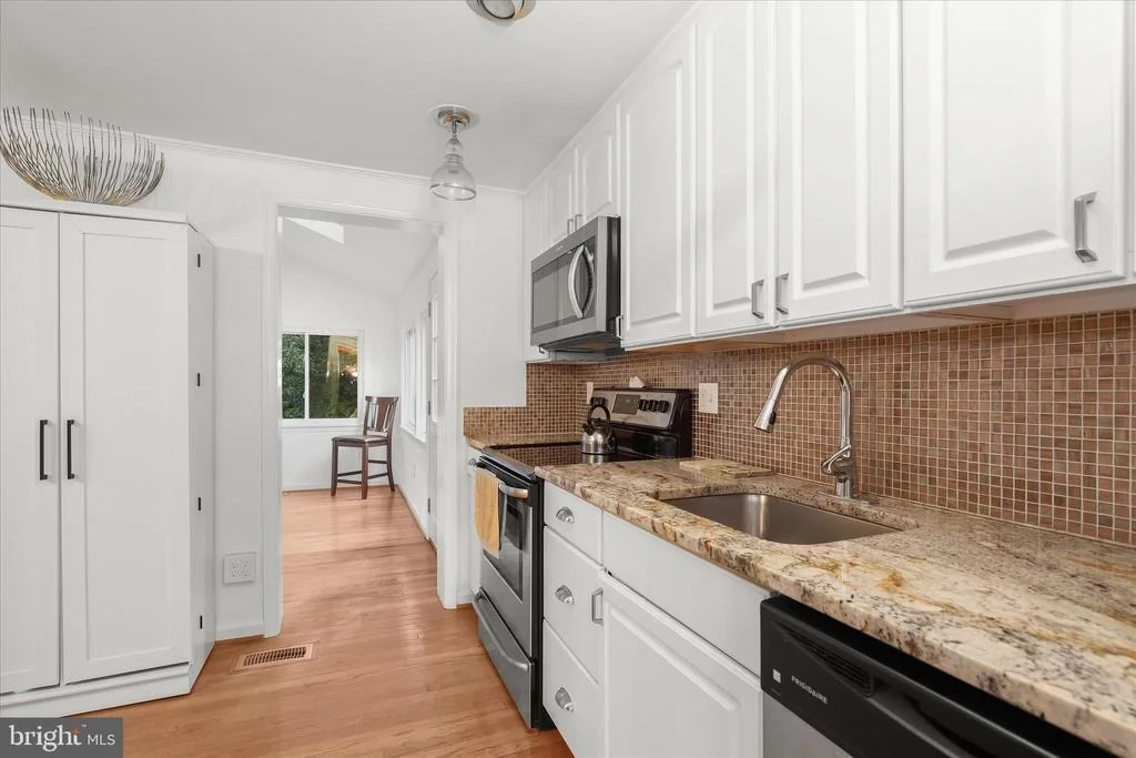 Photo of 259 FOSTER KNOLL DRIVE