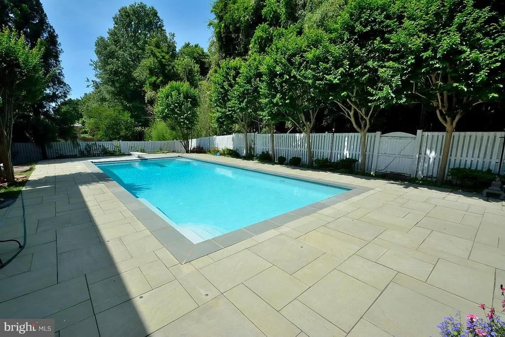 Photo of 6281 DUNAWAY COURT