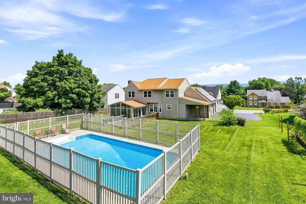 Photo of 605 FAIR MEADOWS BOULEVARD