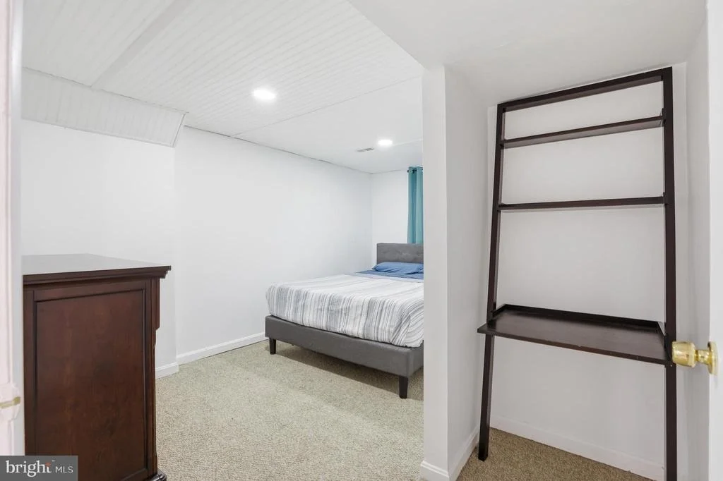 Photo of 16100 MALCOLM DRIVE