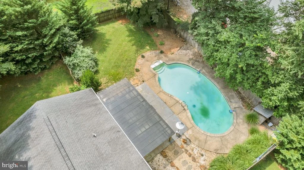 Photo of 5238 GRAYSTONE ROAD