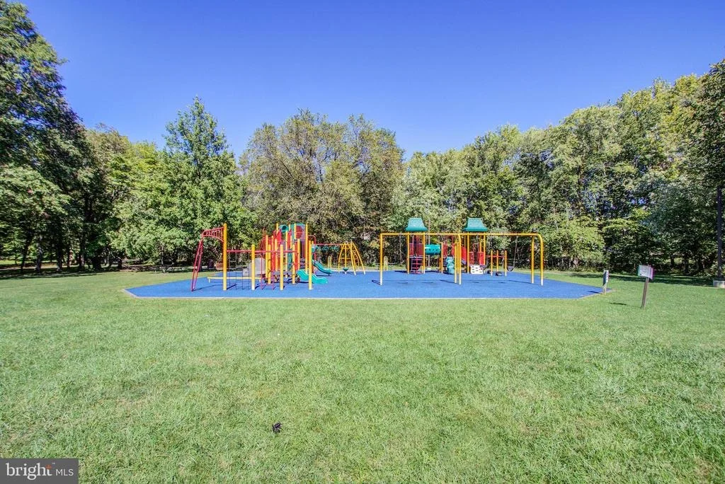 Photo of 7511 SANDY SPRING ROAD