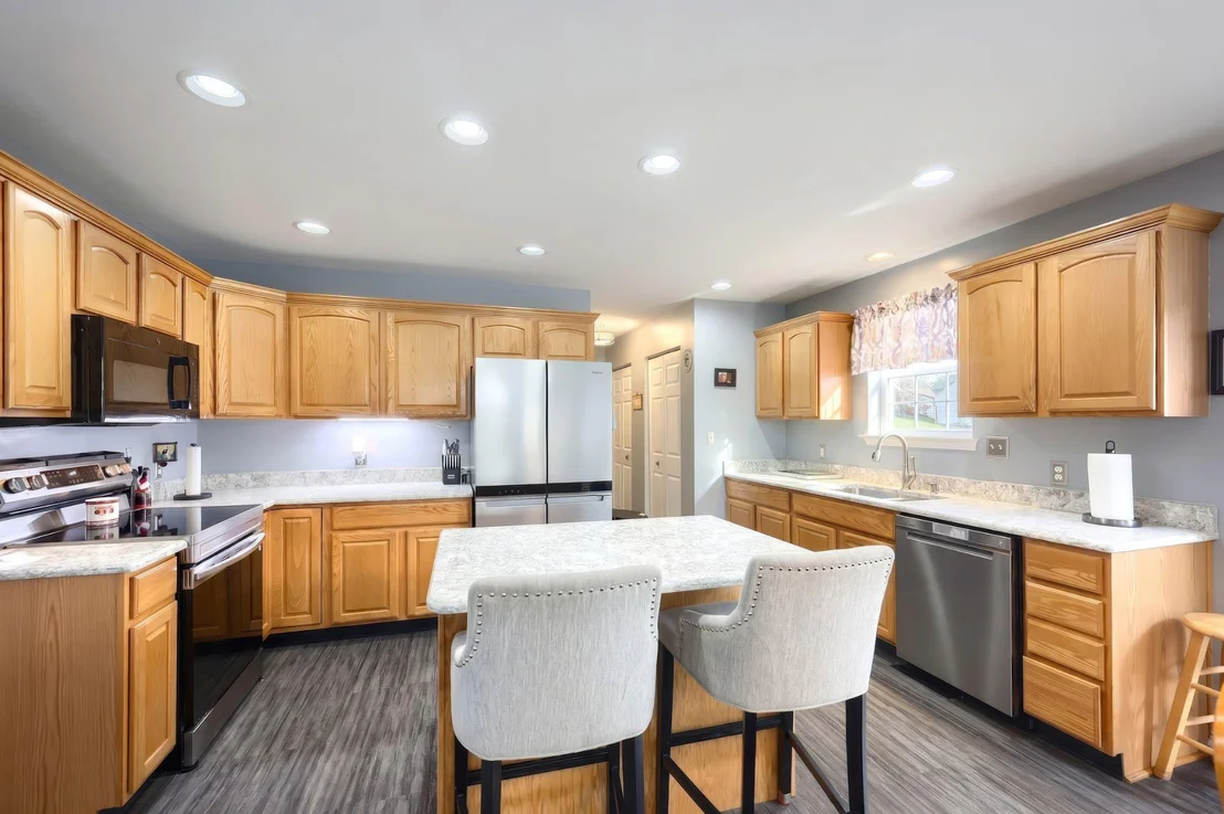 Photo of 120 DERBY DRIVE