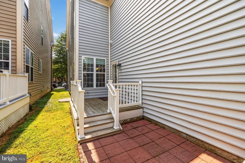 Photo of 207 WINTER WALK DRIVE