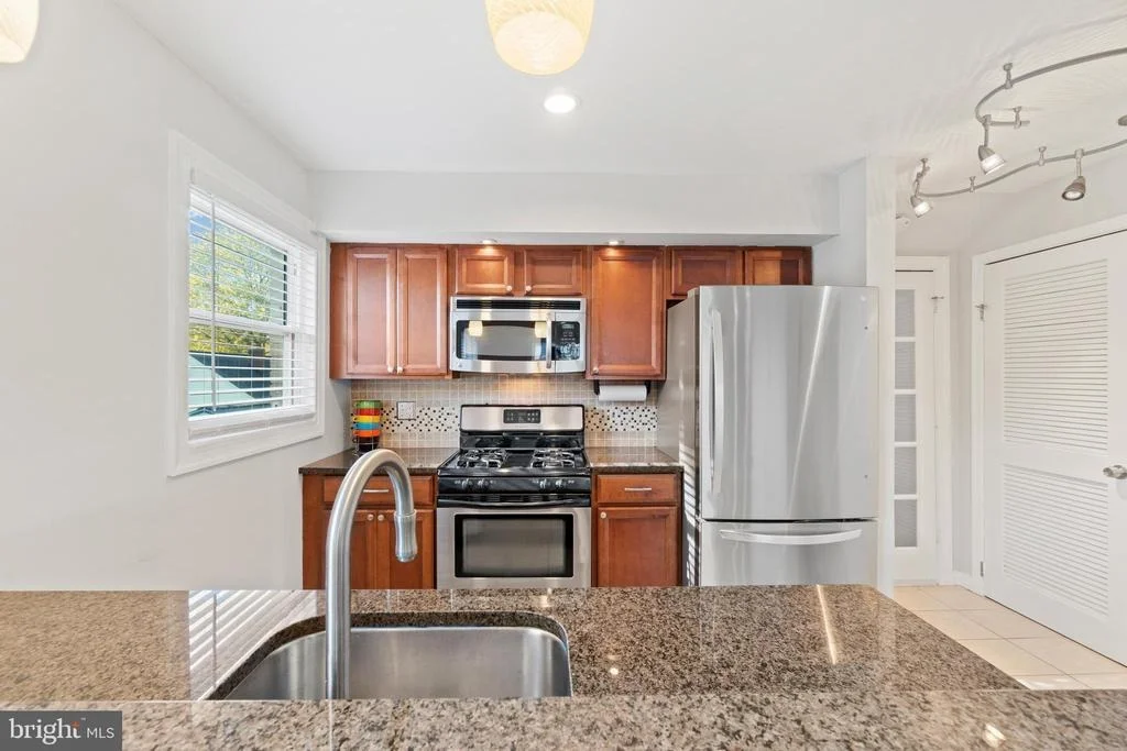 Photo of 12602 HOLDRIDGE ROAD