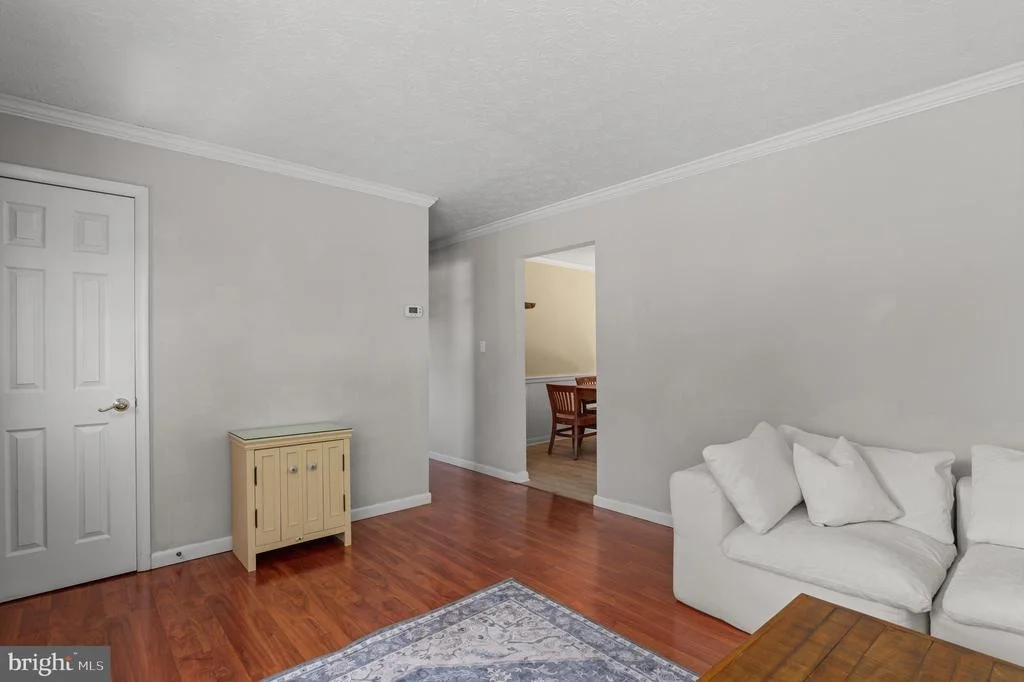 Photo of 100 HUNTCREST CIRCLE