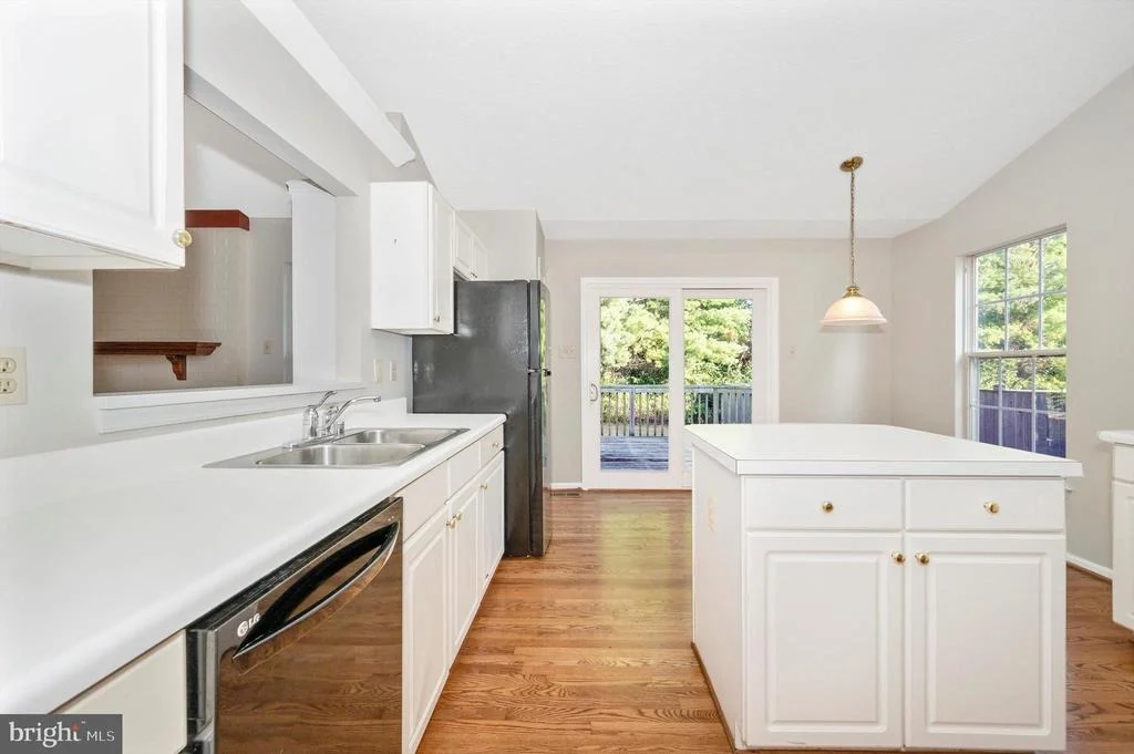 Photo of 826 APACHE COURT