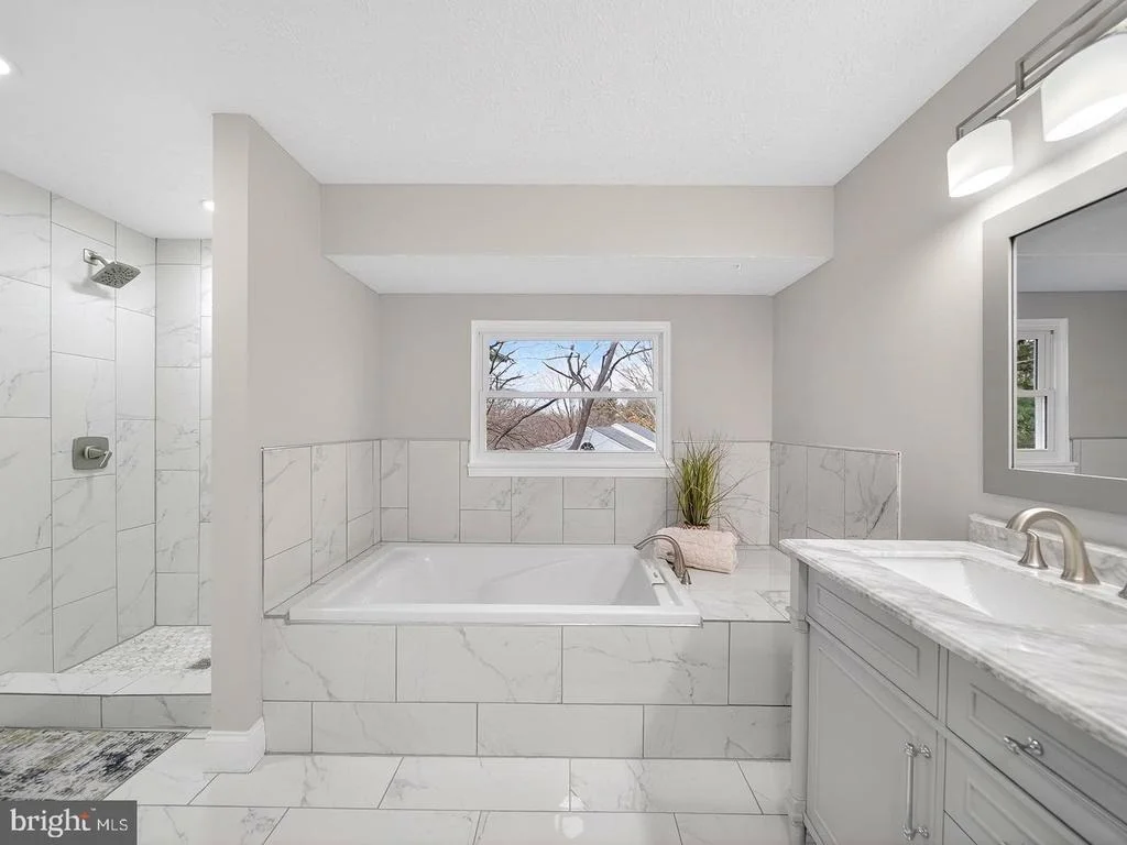 Photo of 18011 SILVER LEAF DRIVE