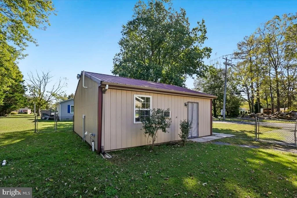 Photo of 103 HONEYSUCKLE DRIVE