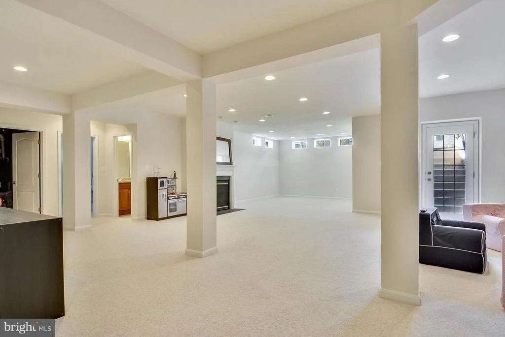 Photo of 22141 PARK GLENN DRIVE