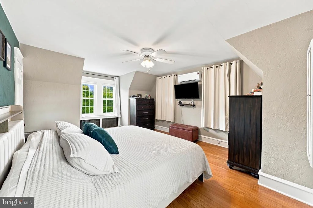 Photo of 552 BELLEVUE AVENUE