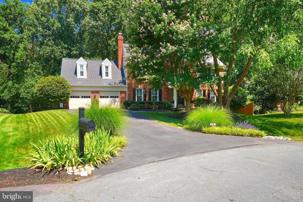 Photo of 616 SILVERSTONE COURT