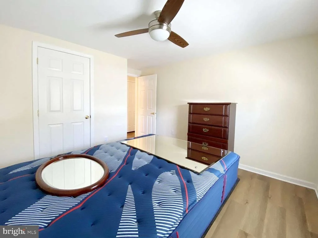 Photo of 4 MAYFAIR LANE