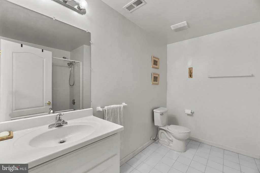 Photo of 6418 ERIN DRIVE