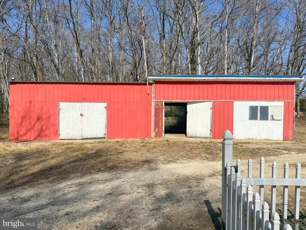 Photo of 9810 CORKELL ROAD