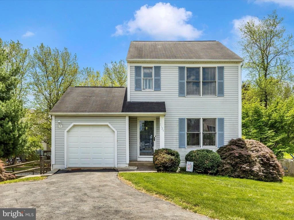Photo of 2124 COLLINGWOOD LANE