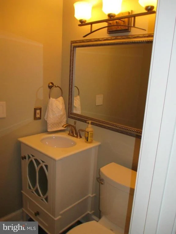 Photo of 907 SAINT EVA LANE