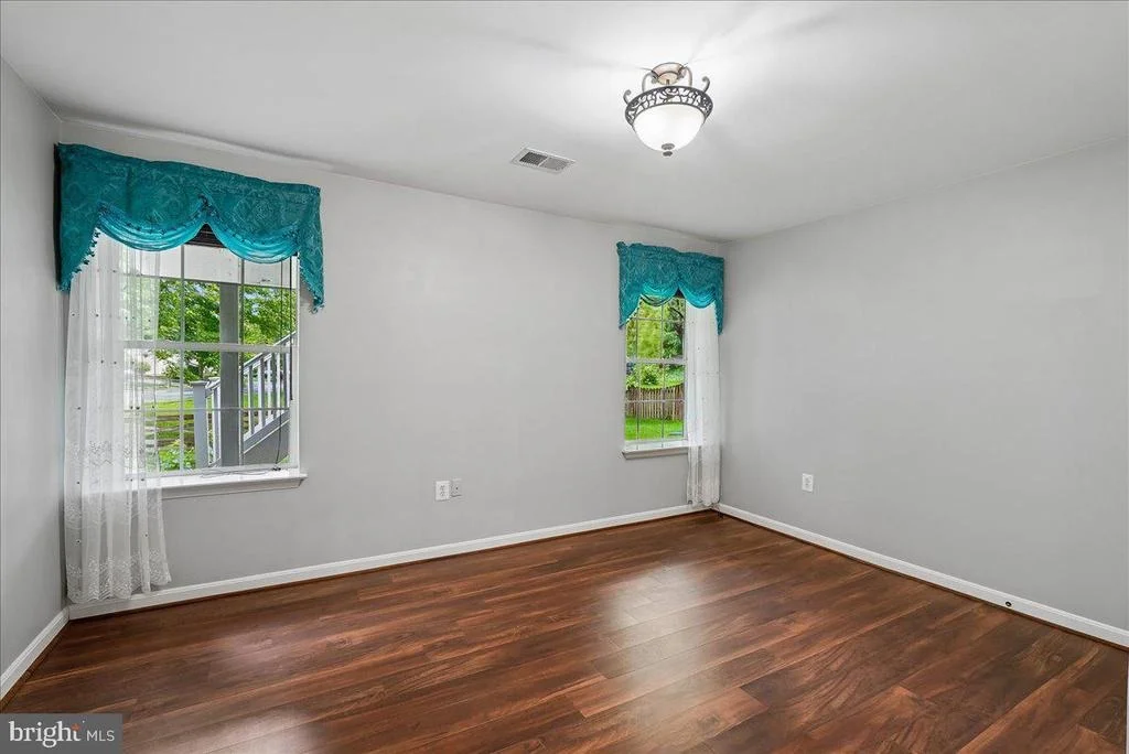Photo of 320 N CONSTITUTION WAY