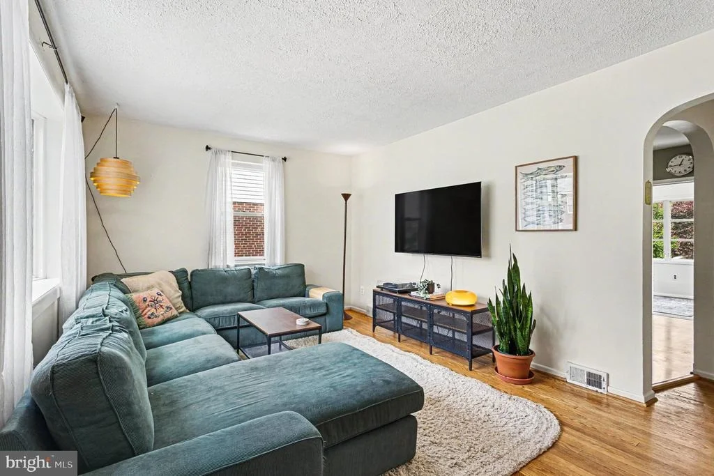 Photo of 209 LINHIGH AVENUE