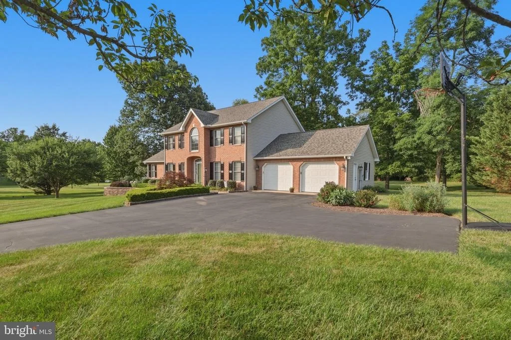 Photo of 221 HADLEY DRIVE