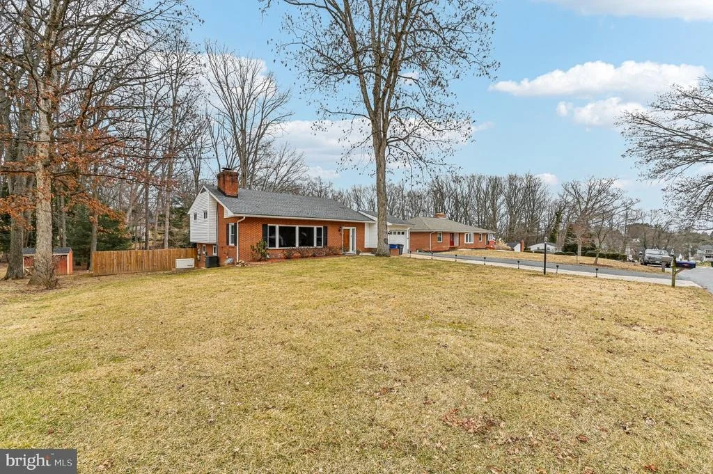 Photo of 33 SHERATON ROAD