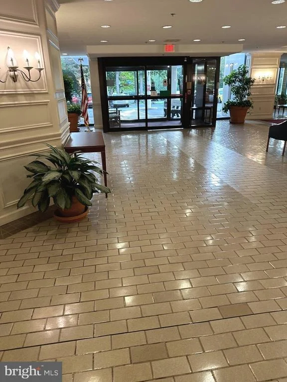 Photo of Unit 1226 at 15101 INTERLACHEN DRIVE