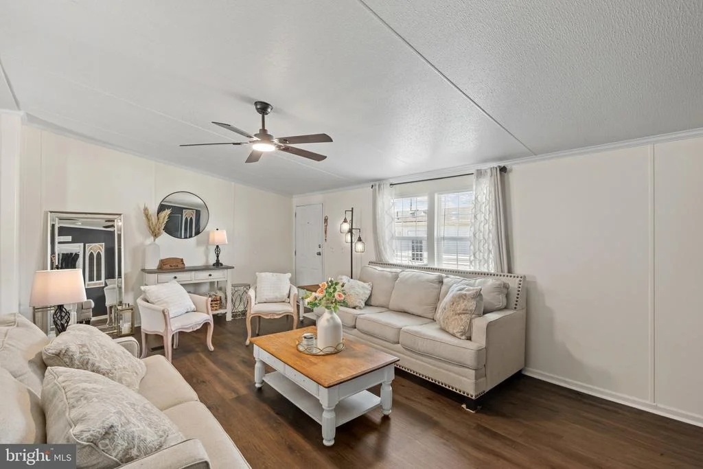 Photo of 43 MIDWAY AVENUE