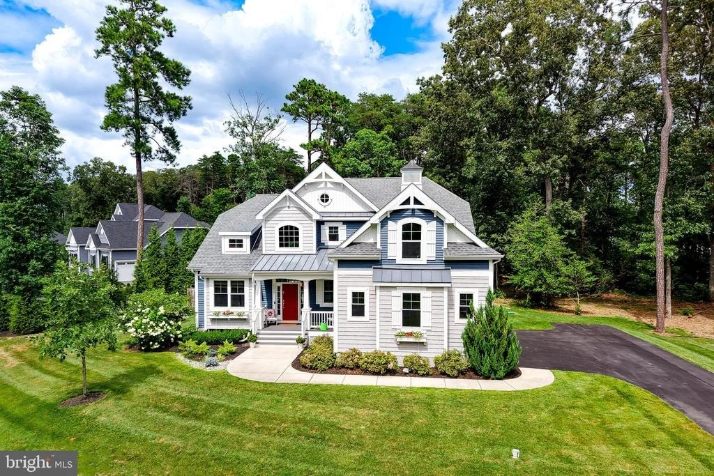 Photo of 19035 WINTERBERRY STREET