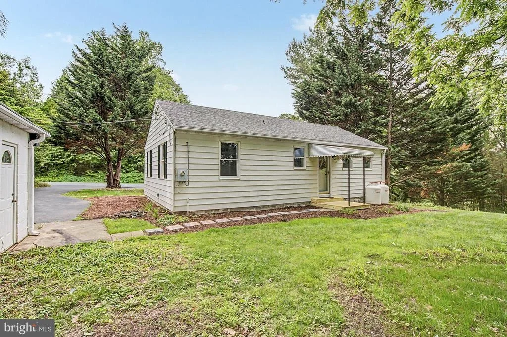 Photo of 604 PROSPECT MILL ROAD