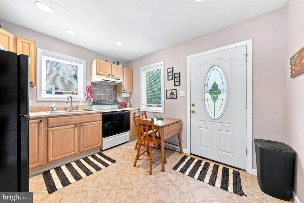 Photo of 125 ELKSIDE ROAD