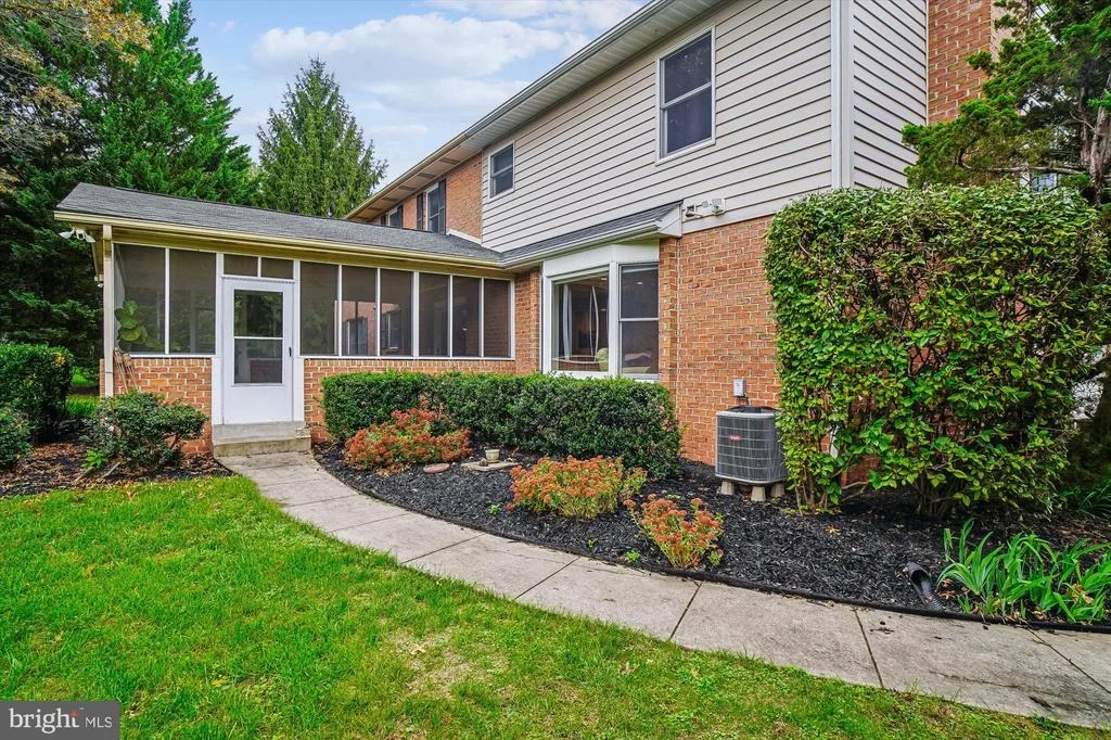 Photo of 8116 LAUREL RIDGE ROAD
