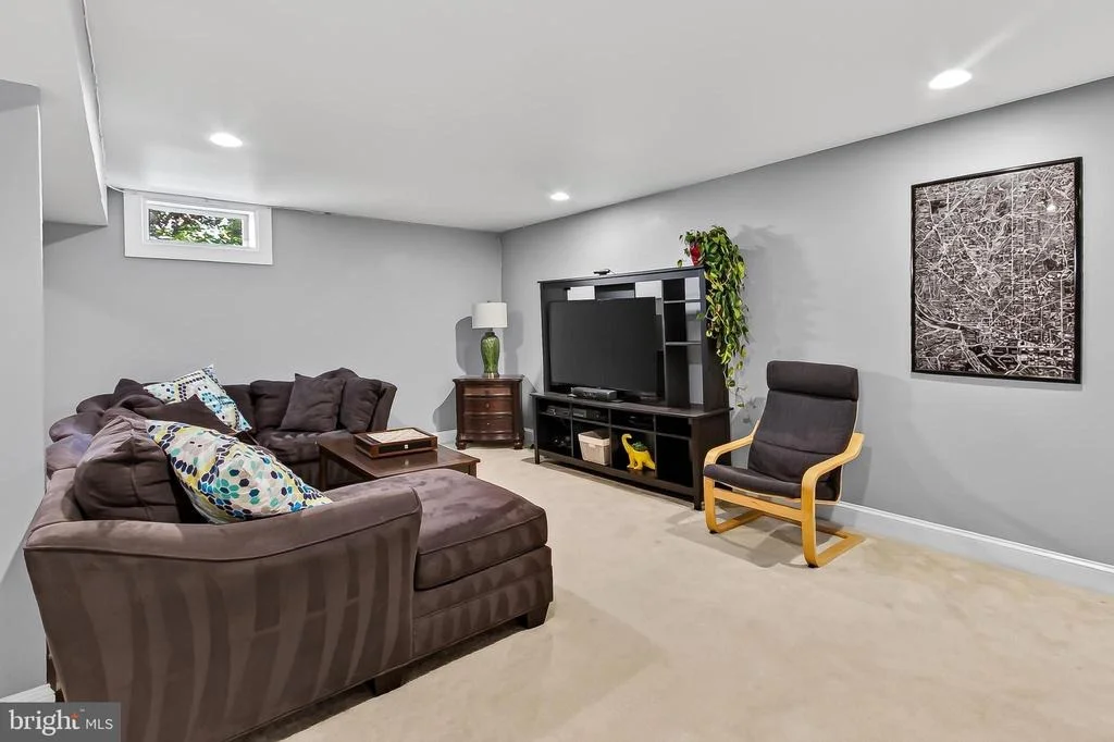 Photo of 1057 BURWICK DRIVE