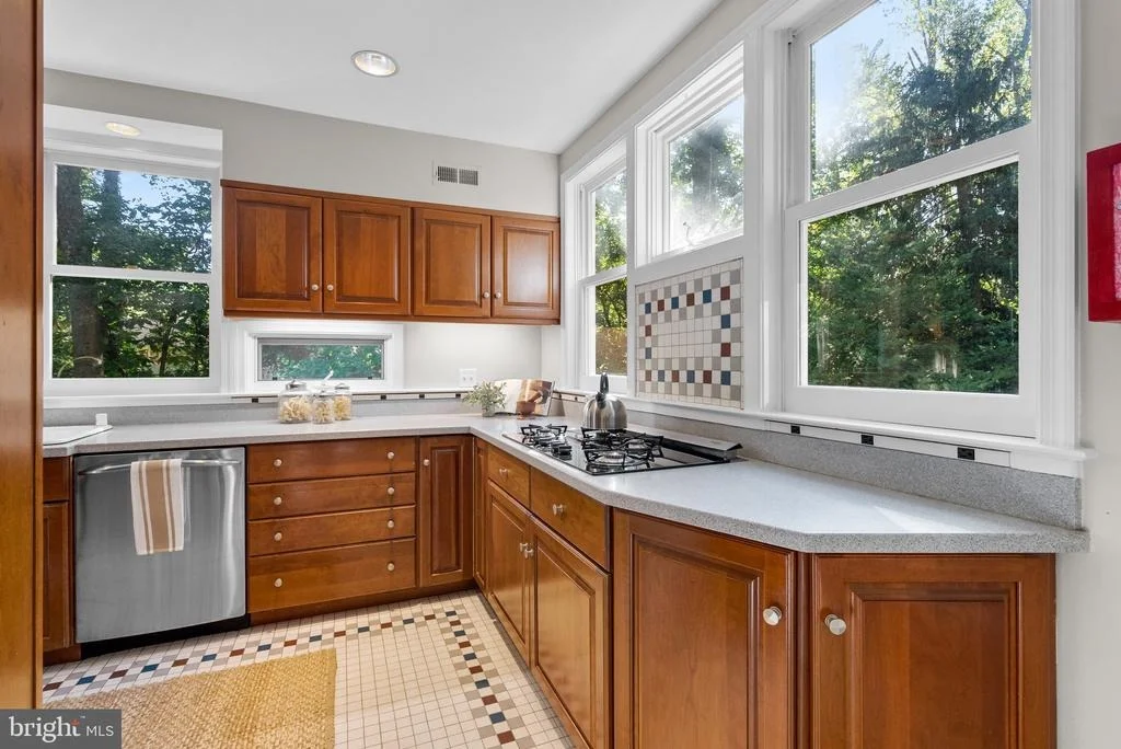 Photo of 1118 DALE DRIVE