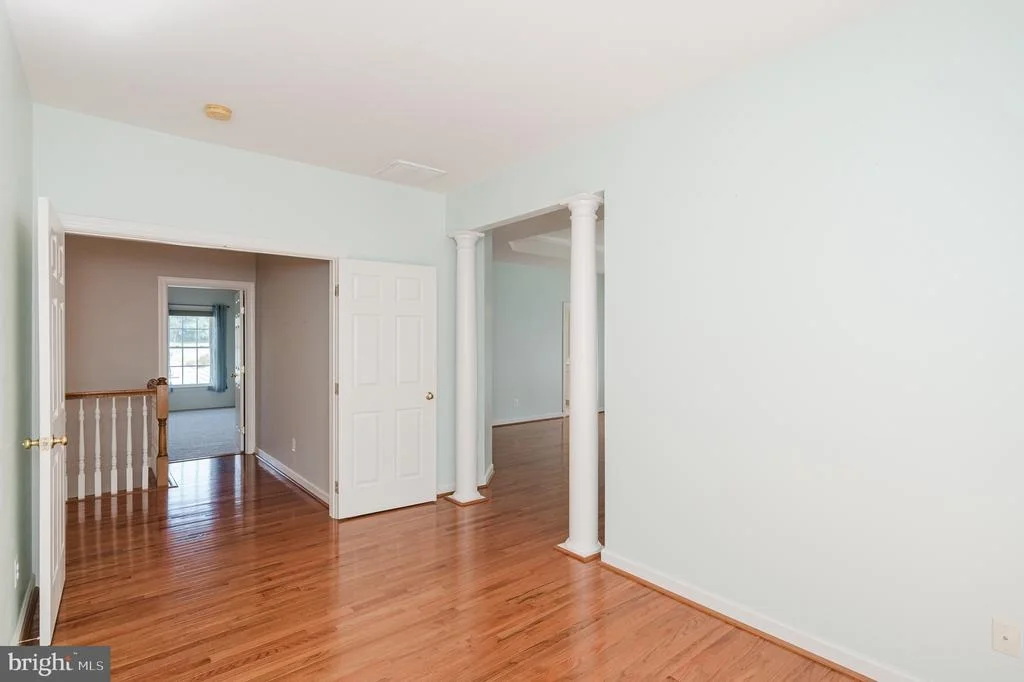 Photo of 105 BOWER LANE