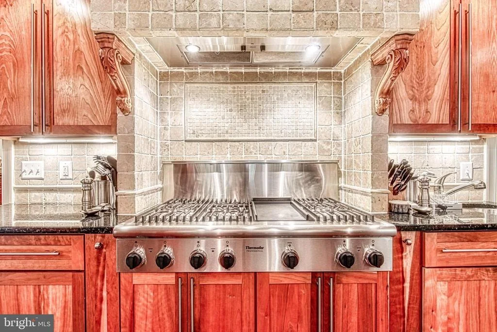 Photo of 907 JUNIPER PLACE