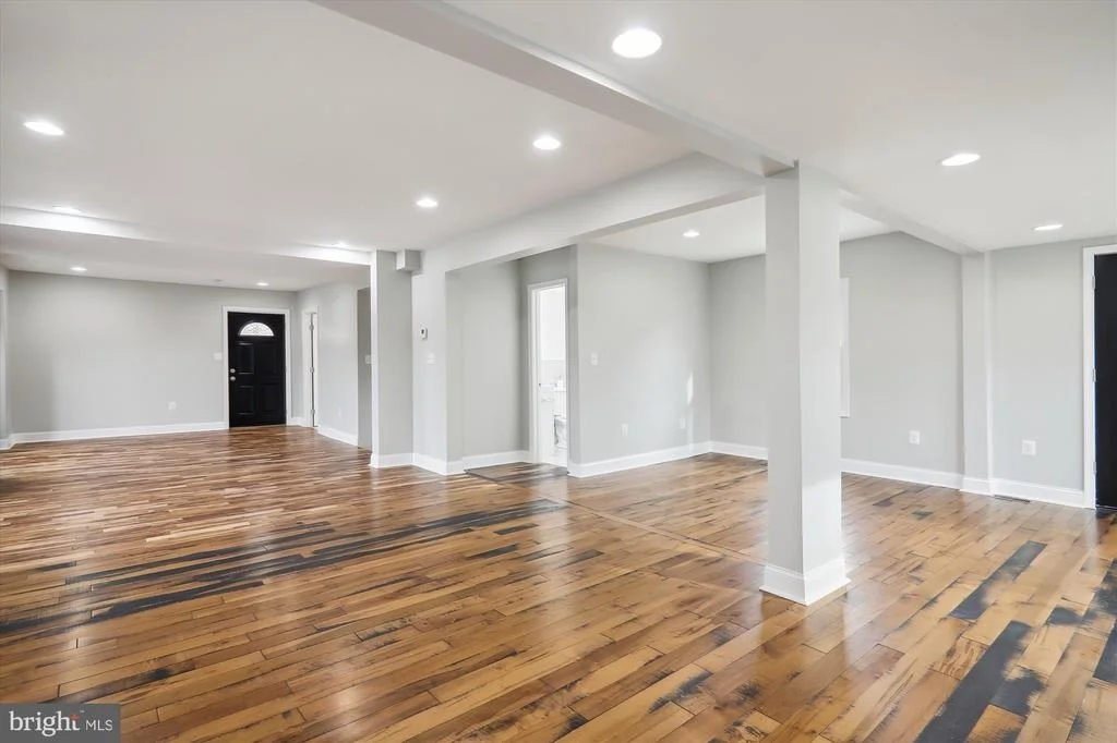 Photo of 7901 DARCY ROAD