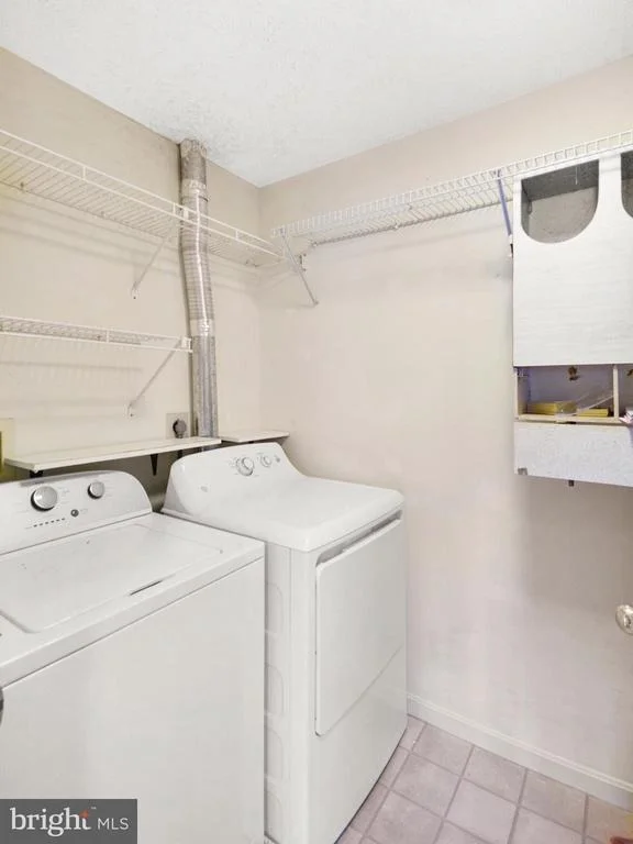 Photo of Unit 1C at 2121 WAINWRIGHT COURT
