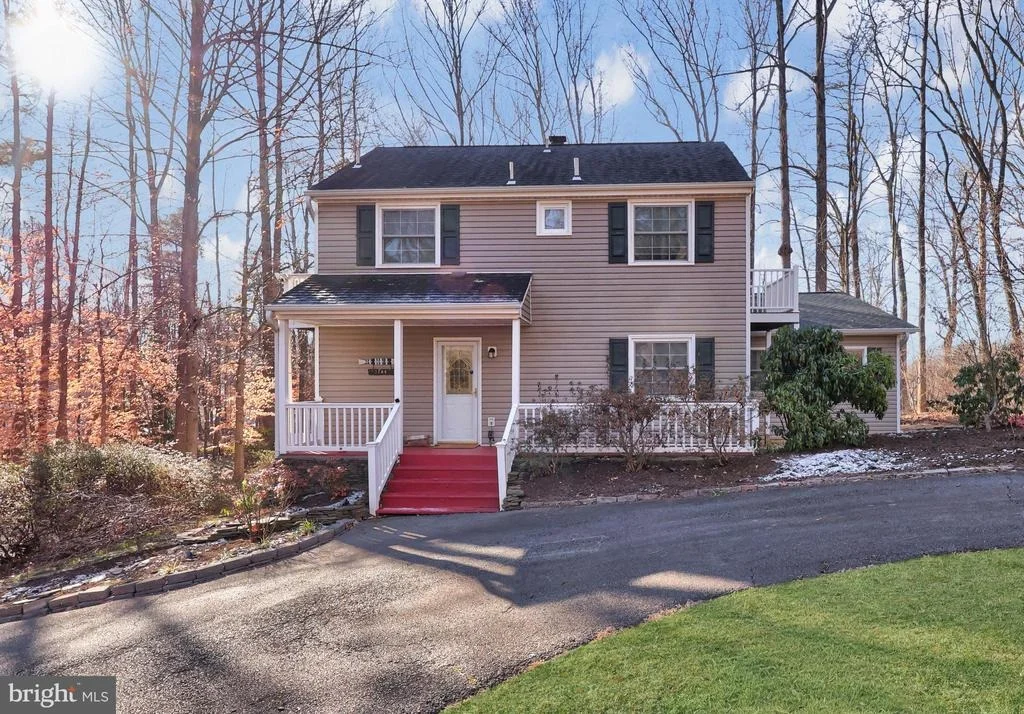 Photo of 11800 DUKES DRIVE