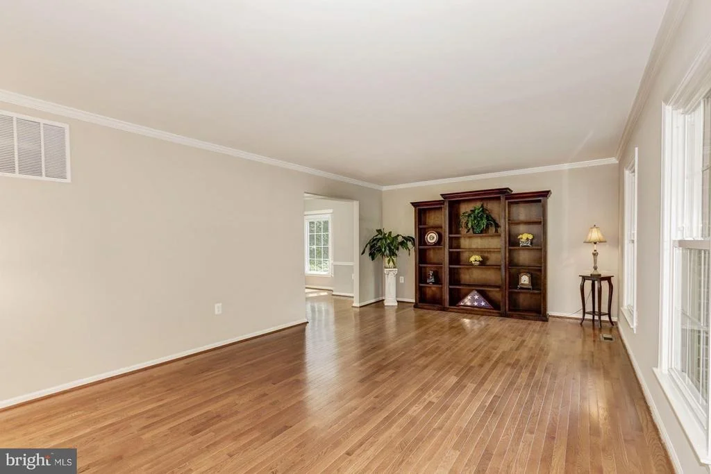 Photo of 7102 STANCHION LANE