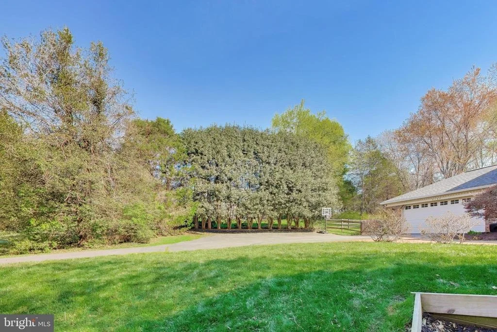 Photo of 3137 HUNT ROAD