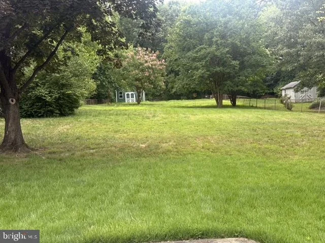 Photo of 2414 FAIRVIEW DRIVE