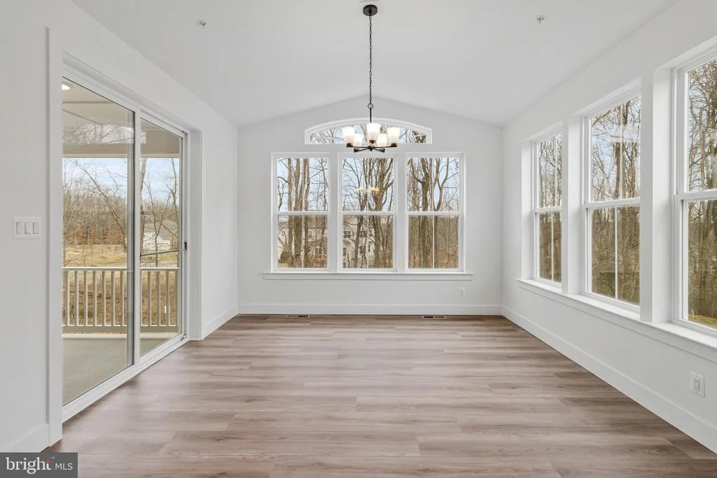 Photo of 2000 ARAM DRIVE