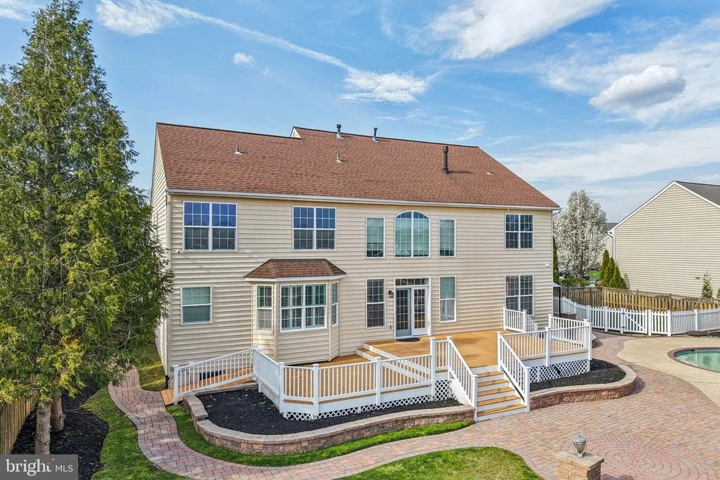 Photo of 517 WET SAND DRIVE