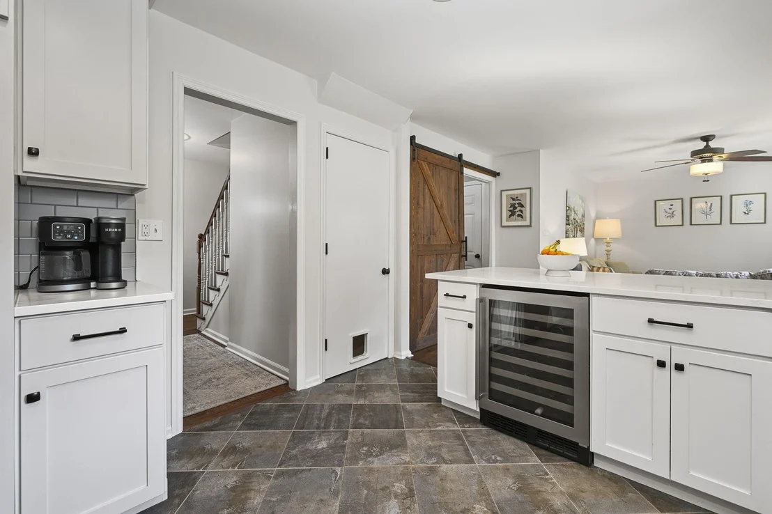 Photo of 559 CABOT DRIVE